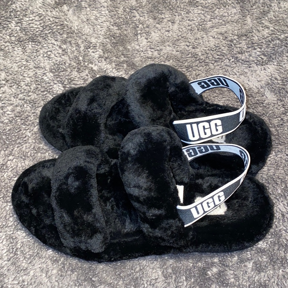 Ugg Australia Fluff yeah sandals slides slippers black 9